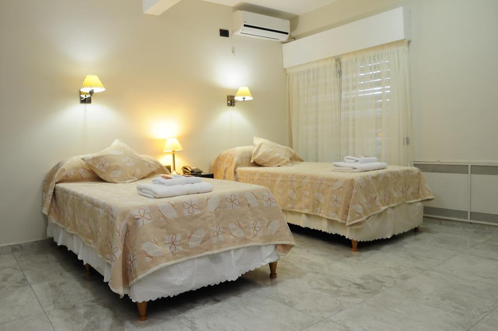 Hotel Euzko Alkartasuna Macachín Εξωτερικό φωτογραφία