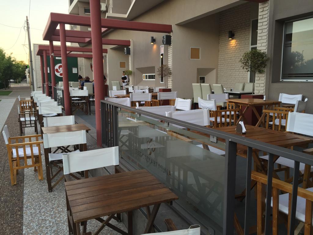 Hotel Euzko Alkartasuna Macachín Εξωτερικό φωτογραφία