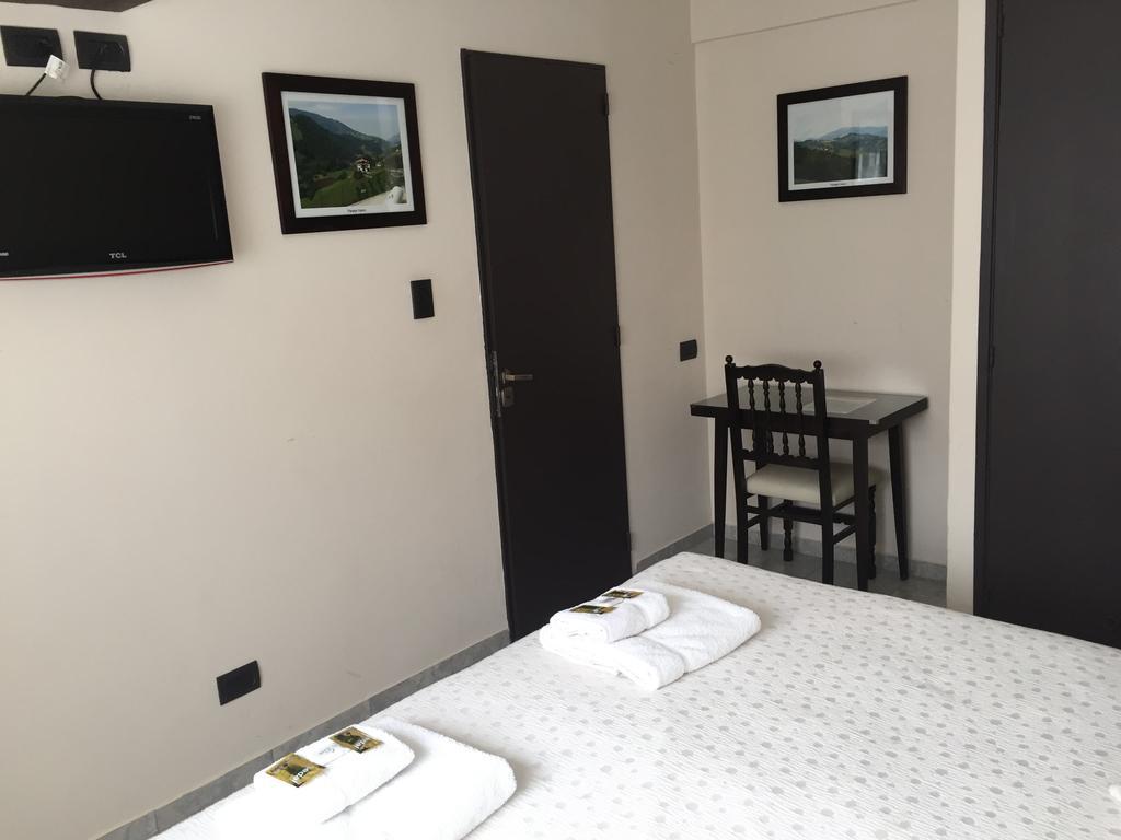 Hotel Euzko Alkartasuna Macachín Εξωτερικό φωτογραφία